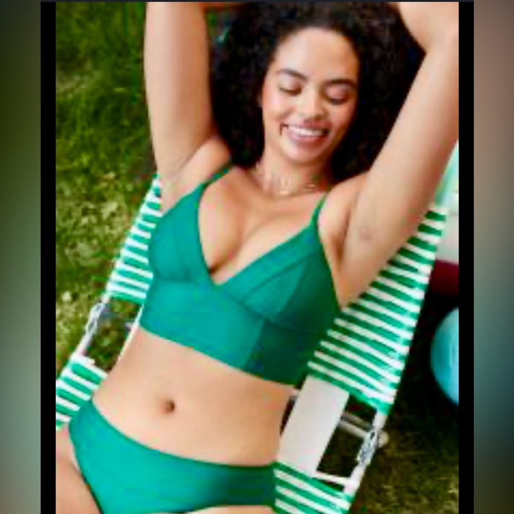NWOT Aerie Malaysia Emerald Green Bikini Set